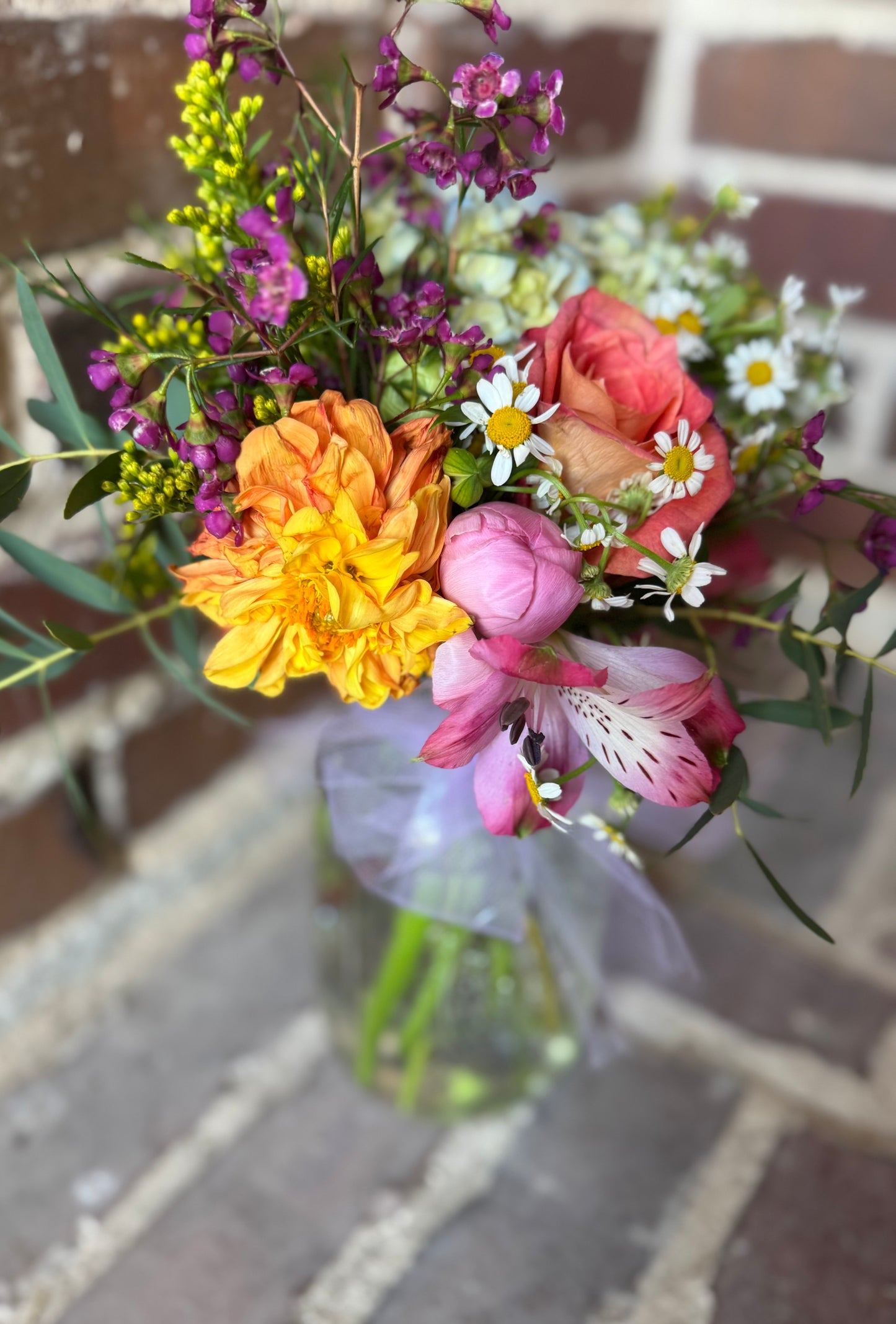 weekly floral delivery service for one month